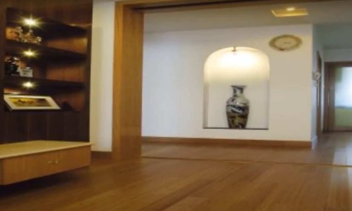 bamboo vs vinyl flooring