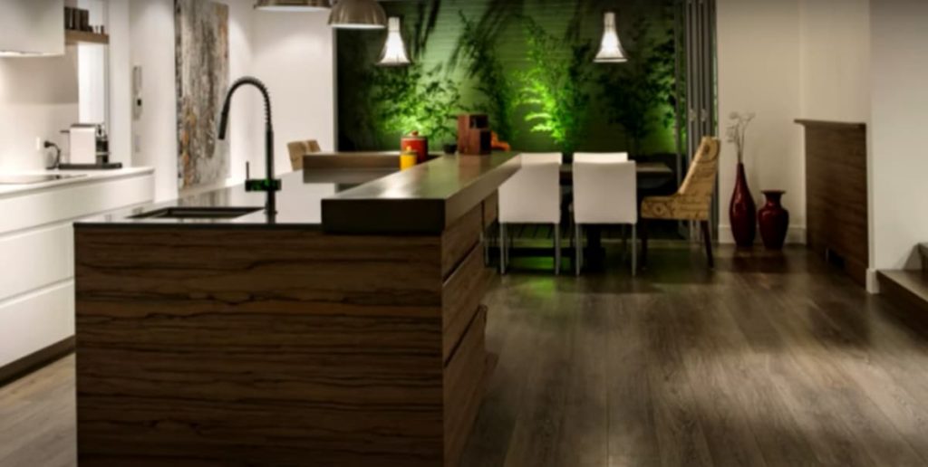 solid timber flooring vs laminate flooring
